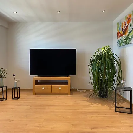 Apartment Am Holzberg In Mit Weitblick *